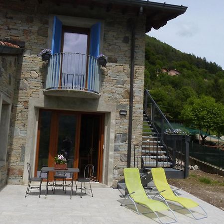 Bed and Breakfast Giardino Tra I Laghi Сан-Феделе-Интельви Экстерьер фото